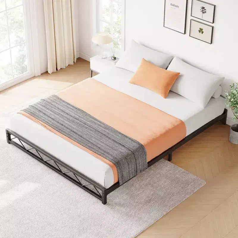 Struttura letto in metallo nero, motivo a onde, misura matrimoniale/queen/king size