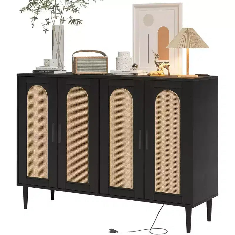 Credenza a 4 ante in rattan naturale con ripiani regolabili, montaggio da parte di un singolo utente